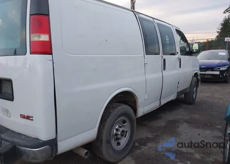 2014 GMC Savana 2500 Work Van z USA, uszkodzony, nr VIN 1GTW7FCAXE1911564